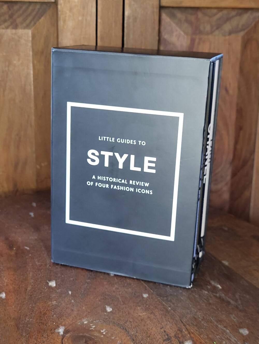 Style Little Guides Box Set - Picture 13 of 13